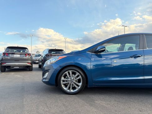 Used 2016 Hyundai Elantra GT FWD image 10