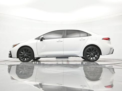 Used 2023 Toyota Corolla SE FWD image 43