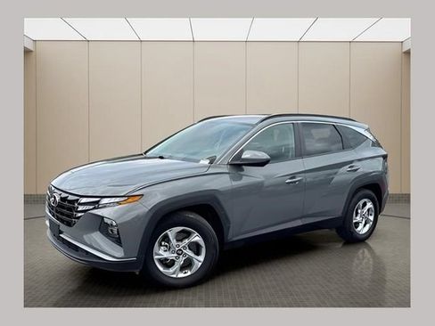 Used 2024 Hyundai Tucson SEL FWD image 1