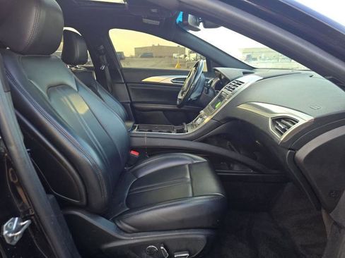 Used 2020 Lincoln MKZ Standard FWD w/ Convenience Package image 11