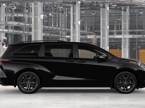 New 2026 Toyota Sienna XSE FWD image 12