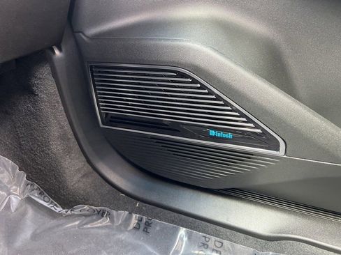 New 2025 Jeep Wagoneer S Launch Edition image 28