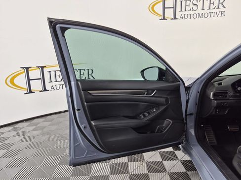 Used 2022 Honda Accord Sport image 13