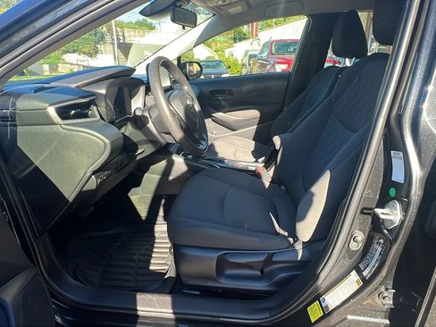 Used 2022 Toyota Corolla LE image 24