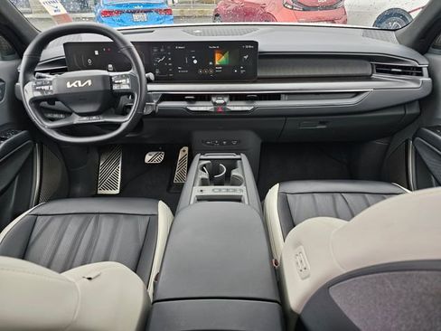 Certified 2024 Kia EV9 GT-Line image 21