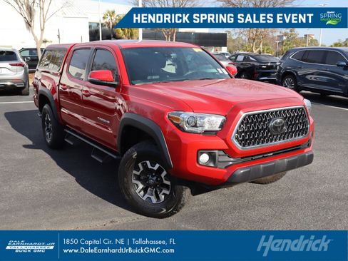 Used 2018 Toyota Tacoma TRD Off-Road w/ TRD Premium Off Road Package image 1