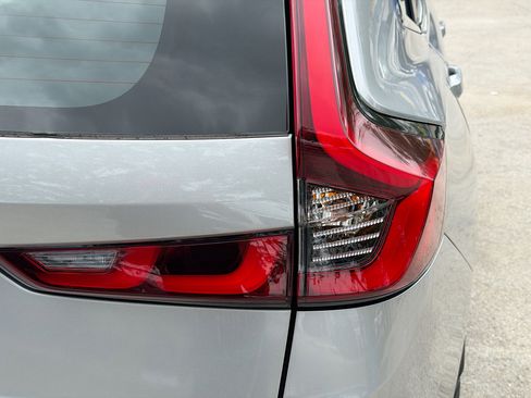 Used 2024 Honda CR-V LX image 27