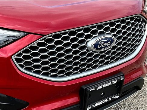 Used 2023 Ford Edge SEL image 31