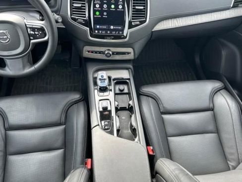 Used 2024 Volvo XC90 T8 Ultimate w/ Lounge Package AWD/4WD image 3