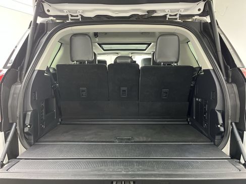 Certified 2025 Ford Expedition Active AWD/4WD image 34
