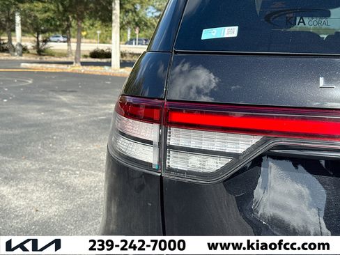 Used 2025 Lincoln Aviator Reserve image 10