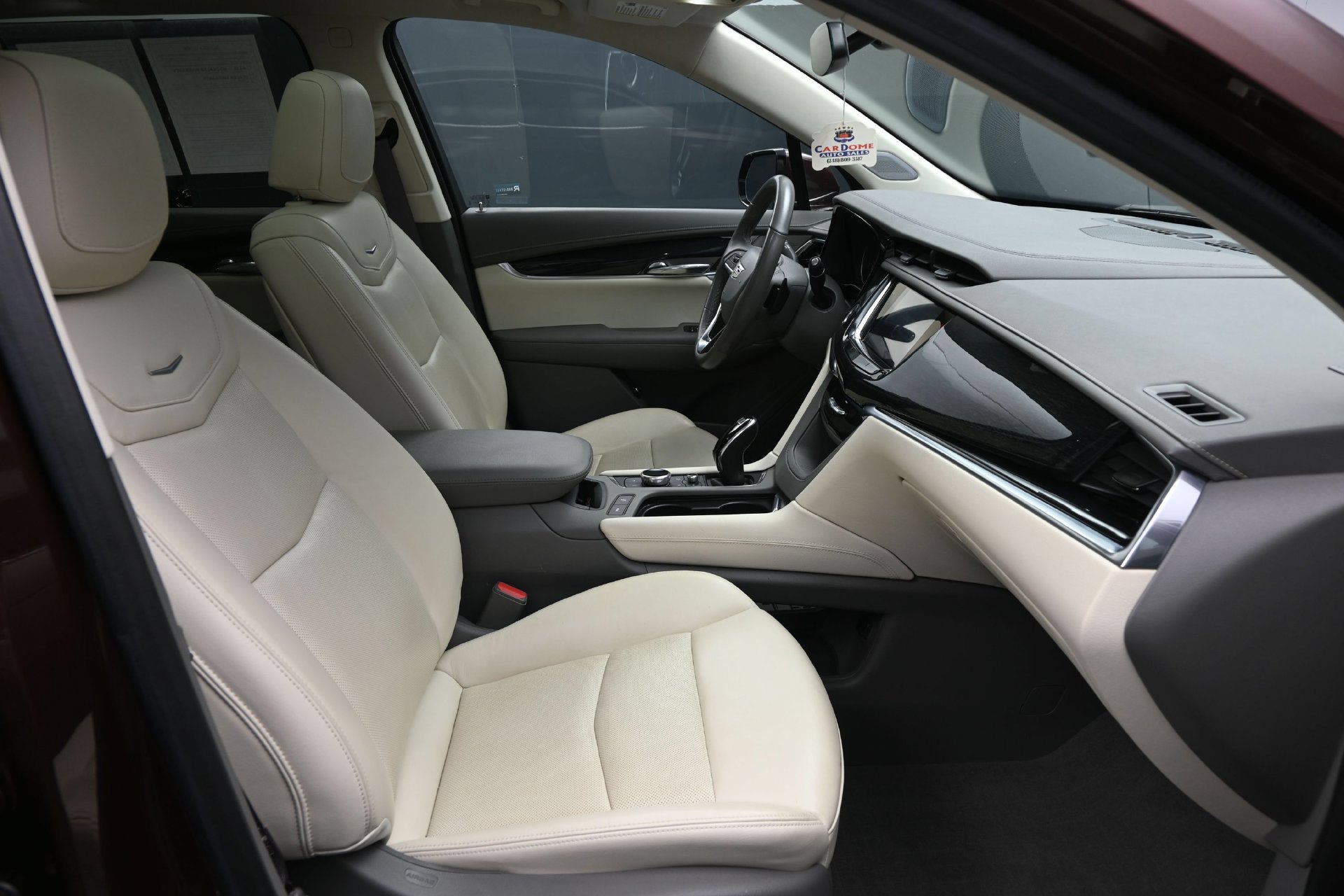 Used 2022 Cadillac XT6 Premium Luxury FWD image 33