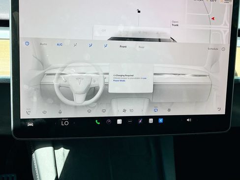 Used 2023 Tesla Model Y Performance AWD/4WD image 16