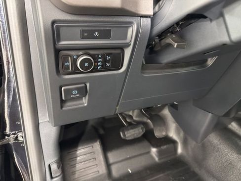 New 2025 Ford F150 XL w/ Equipment Group 103A High image 17