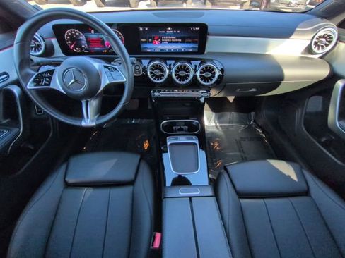 Used 2025 Mercedes-Benz CLA 250 4MATIC image 17