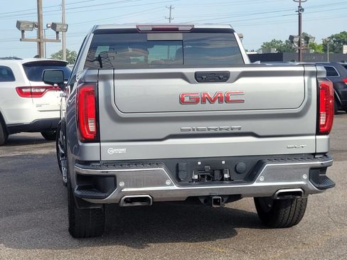 Used 2023 GMC Sierra 1500 SLT w/ SLT Premium Plus Package AWD/4WD image 19