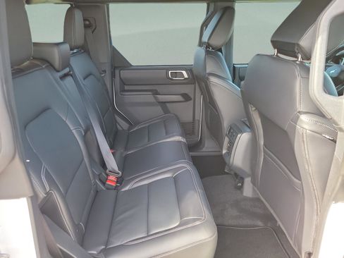 New 2025 Ford Bronco Outer Banks image 27