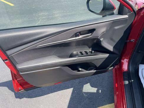 Used 2025 Toyota Camry LE FWD image 14