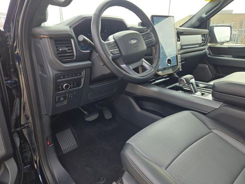 Used 2024 Ford F150 Lightning Lariat image 21