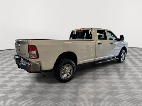 Used 2024 RAM 2500 Tradesman w/ Chrome Appearance Group image 7