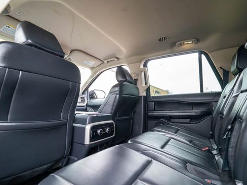Used 2024 Ford Expedition Max XLT AWD/4WD image 36
