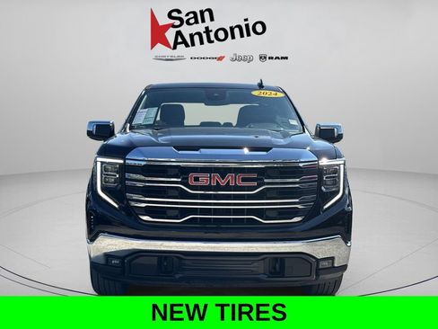 Used 2024 GMC Sierra 1500 SLT AWD/4WD image 4