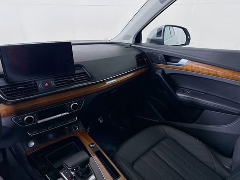 Certified 2023 Audi Q5 2.0T Premium Plus w/ Premium Plus Package AWD/4WD image 23