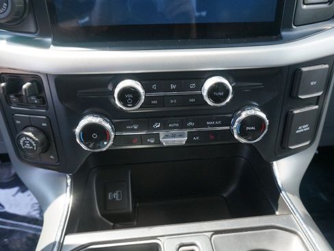 Used 2022 Ford F150 XLT w/ Equipment Group 302A High AWD/4WD image 15