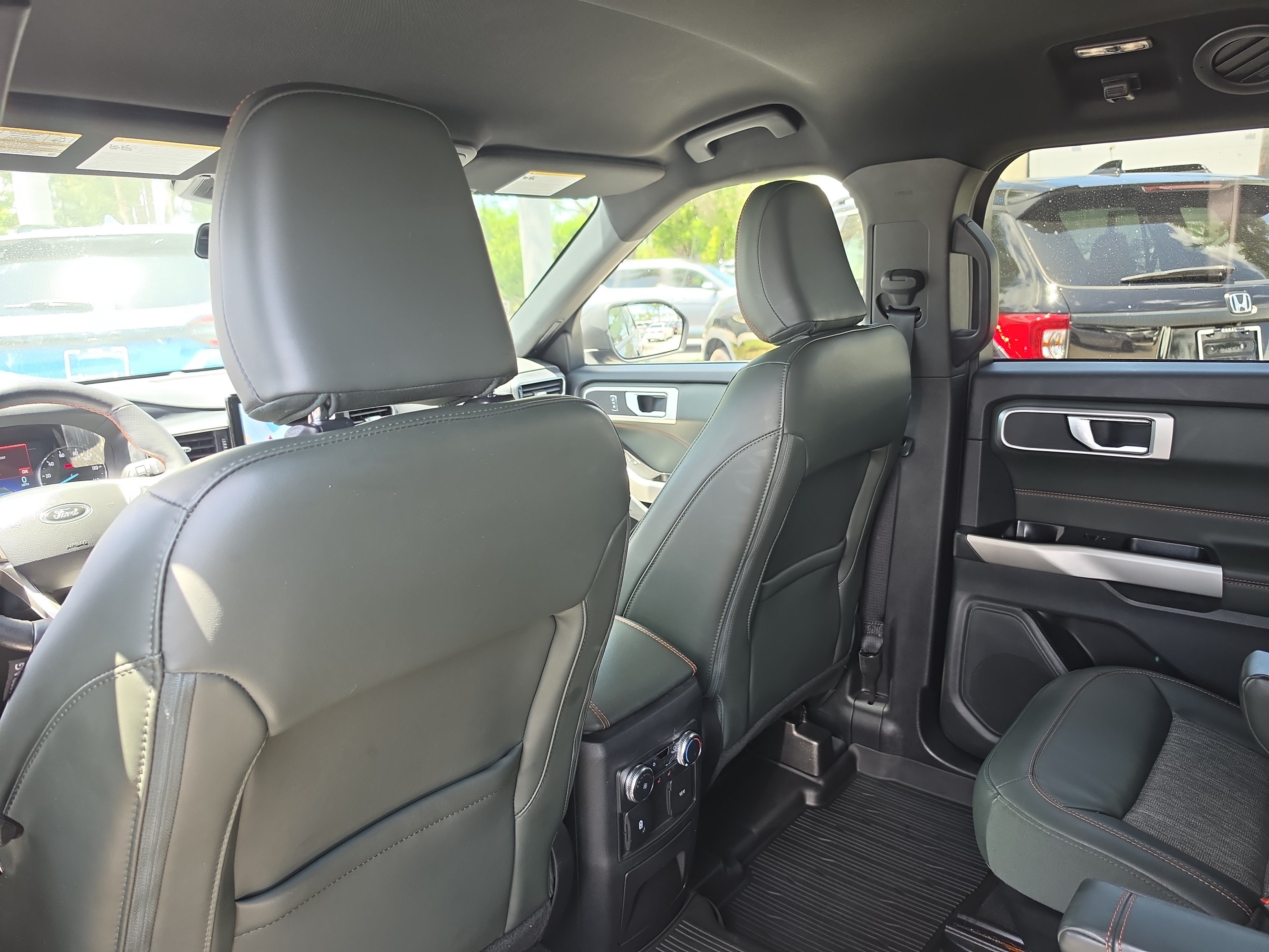 Used 2022 Ford Explorer Timberline AWD/4WD image 12