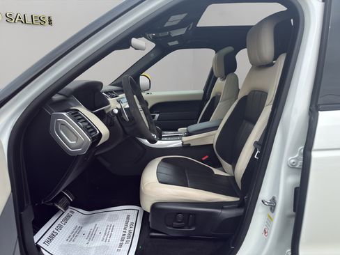 Used 2020 Land Rover Range Rover Sport HST image 10