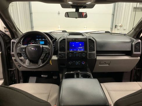 Used 2020 Ford F150 XLT image 31