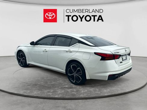 Used 2024 Nissan Altima 2.5 SR AWD/4WD image 3