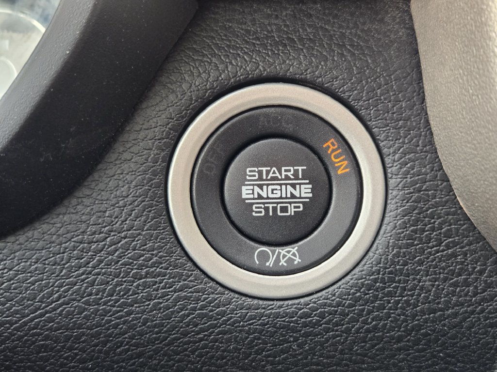 Used 2024 RAM 2500 Laramie AWD/4WD image 24
