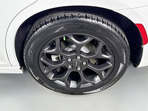 Used 2023 Chrysler 300 Touring L w/ Popular Equipment Group image 35