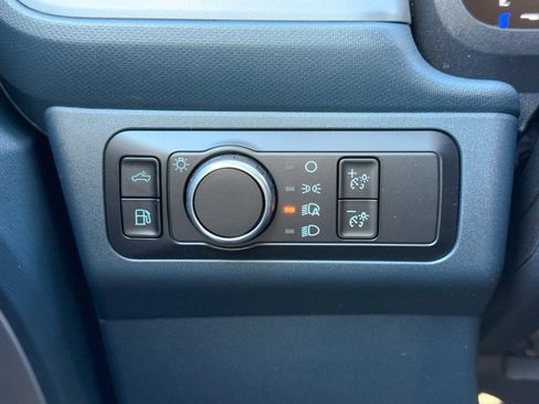 New 2026 Ford Maverick XL image 29