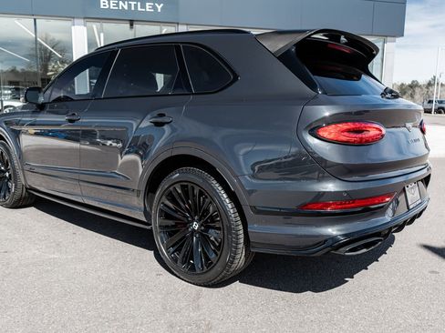 Used 2022 Bentley Bentayga Speed image 9