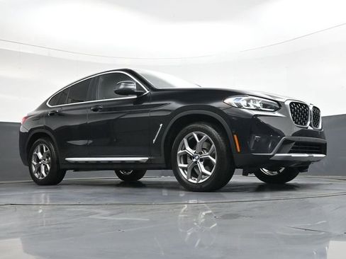 Used 2023 BMW X4 xDrive30i w/ Premium Package image 30