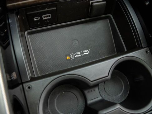 Used 2021 GMC Yukon Denali image 24