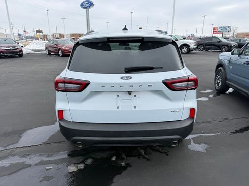 Used 2025 Ford Escape ST-Line Select image 5
