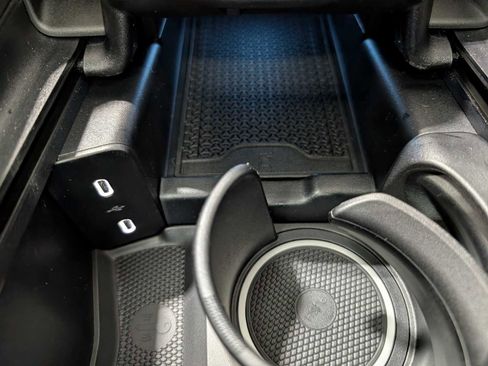 New 2026 Mercedes-Benz E 350 4MATIC Sedan image 28