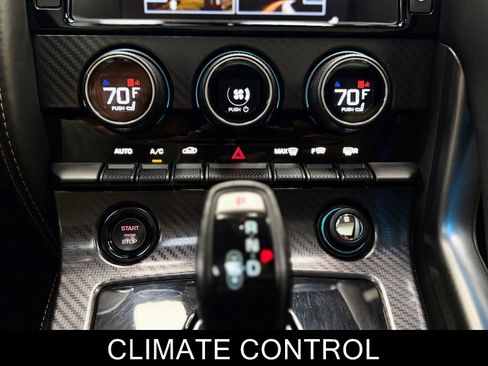 Used 2016 Jaguar F-TYPE R image 22