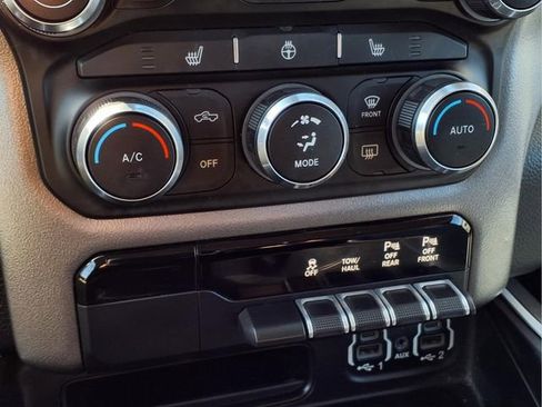 Used 2020 RAM 1500 Big Horn image 14