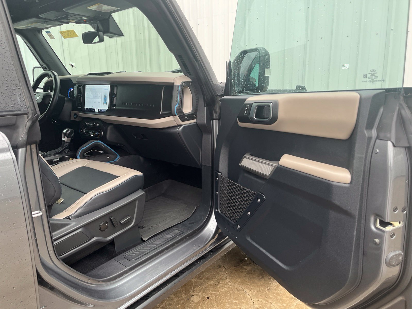 Used 2023 Ford Bronco Wildtrak AWD/4WD image 15