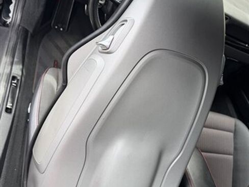 Used 2019 Porsche 911 Carrera T RWD image 44
