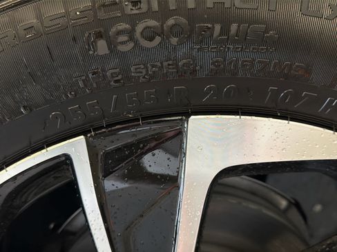 New 2026 Buick Enclave Sport Touring w/ Power Package image 12