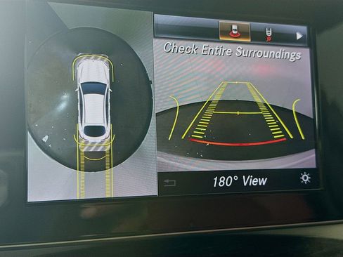 Used 2019 Mercedes-Benz GLC 300 4MATIC Coupe image 15