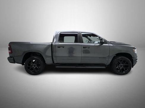 Used 2023 RAM 1500 Laramie AWD/4WD image 4