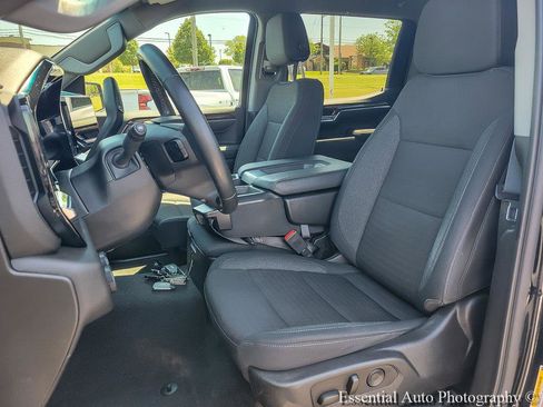 Certified 2024 Chevrolet Silverado 1500 LT AWD/4WD image 10