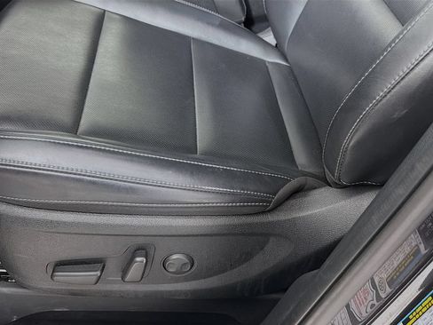 Used 2025 Kia Telluride S AWD/4WD image 25