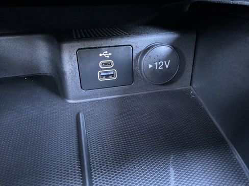 Certified 2025 Ford Escape ST-Line image 25